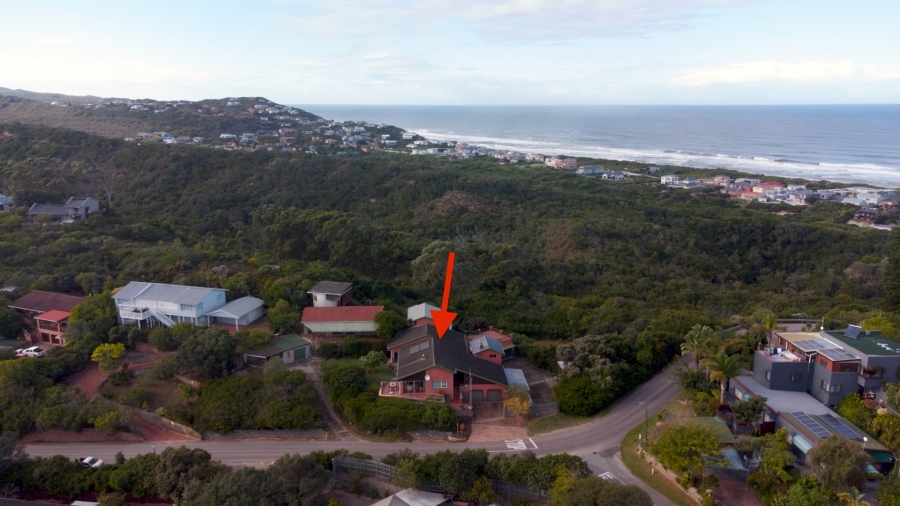 4 Bedroom Property for Sale in Kingfisher Creek Western Cape